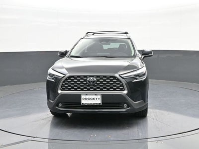 2024 Toyota Corolla Cross XLE