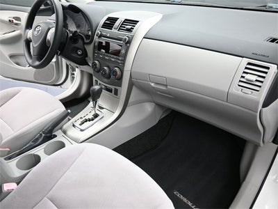 2011 Toyota Corolla LE