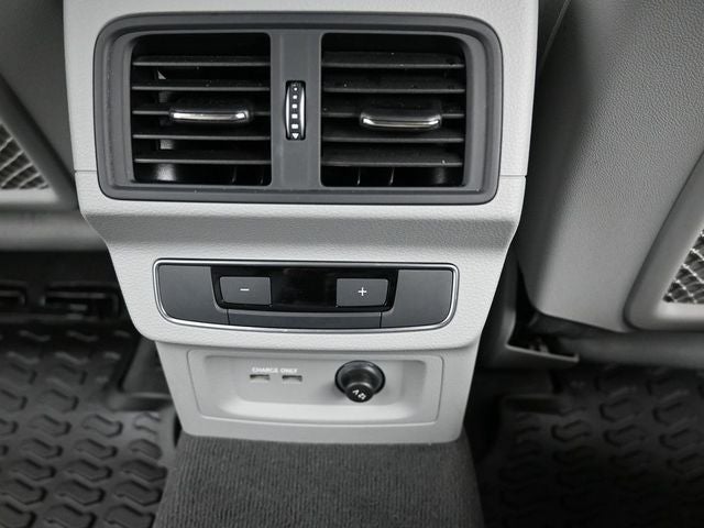 2024 Audi Q5 40 Premium quattro