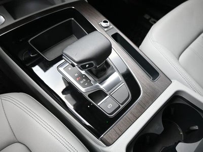 2024 Audi Q5 40 Premium quattro