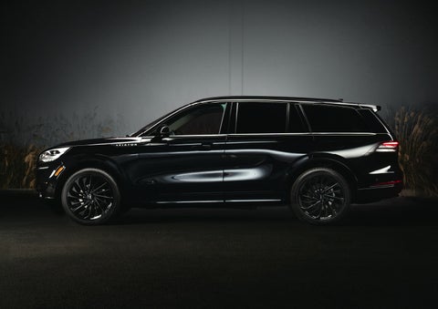 A 2024 Lincoln Aviator® SUV is shown in the Infinite Black exterior color | Doggett Lincoln of Beaumont in Beaumont TX