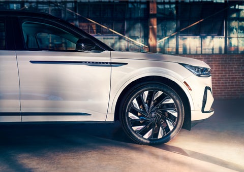 The wheels of the available Jet Appearance Package are highlighted. | Doggett Lincoln of Beaumont in Beaumont TX