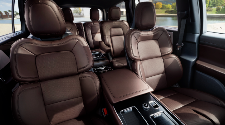 The cabin of the 2025 Lincoln Aviator® SUV is shown with black and brown accents. | Doggett Lincoln of Beaumont in Beaumont TX