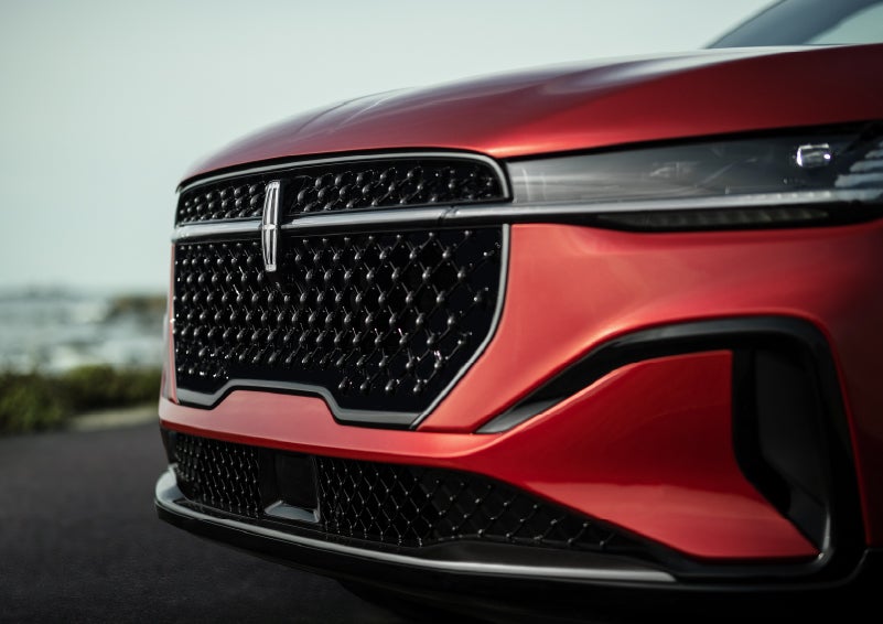 The sleek grille of a 2026 Lincoln Nautilus® SUV with the available Jet Appearance Package makes a bold statement. | Doggett Lincoln of Beaumont in Beaumont TX
